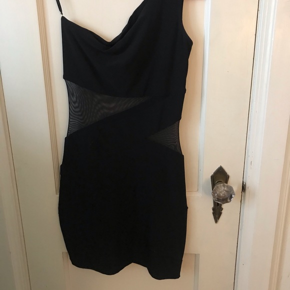 Windsor’s black mesh one shoulder top - Picture 2 of 4